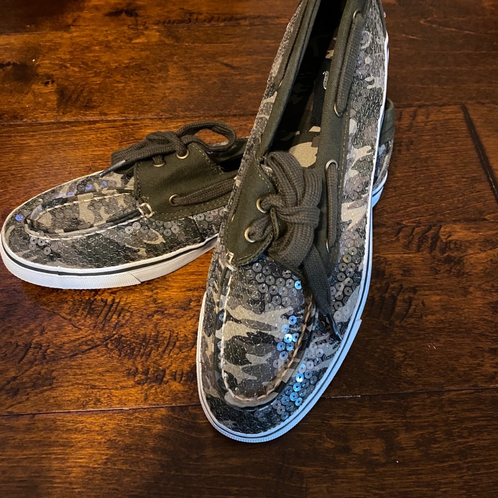 NEW Never Worn Sequenced Camo Sneaker Boat shoe